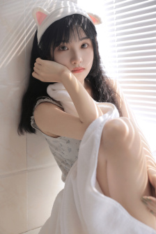 丰满爆乳寡妇